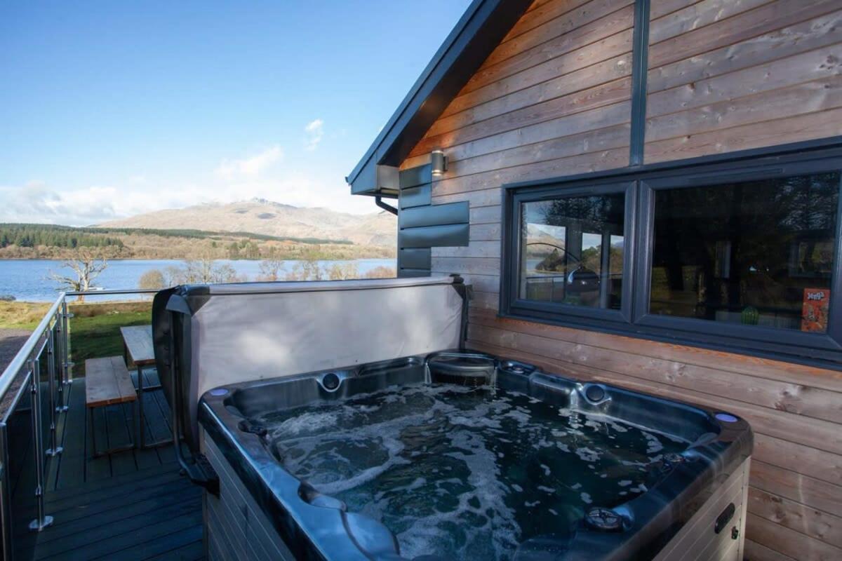 New Build Lodge With Stunning Views Of Loch Awe Hayfield  Exteriör bild