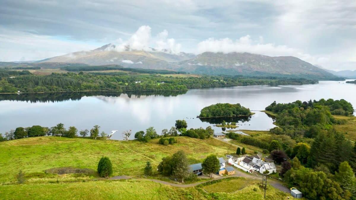 New Build Lodge With Stunning Views Of Loch Awe Hayfield  Exteriör bild