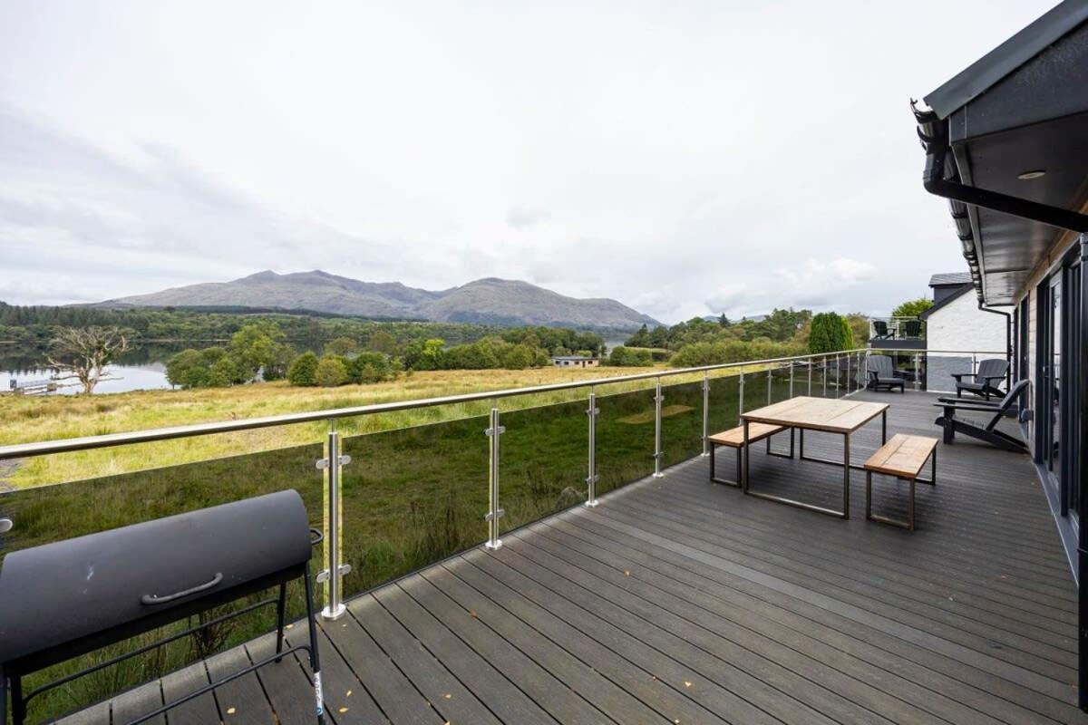 New Build Lodge With Stunning Views Of Loch Awe Hayfield  Exteriör bild