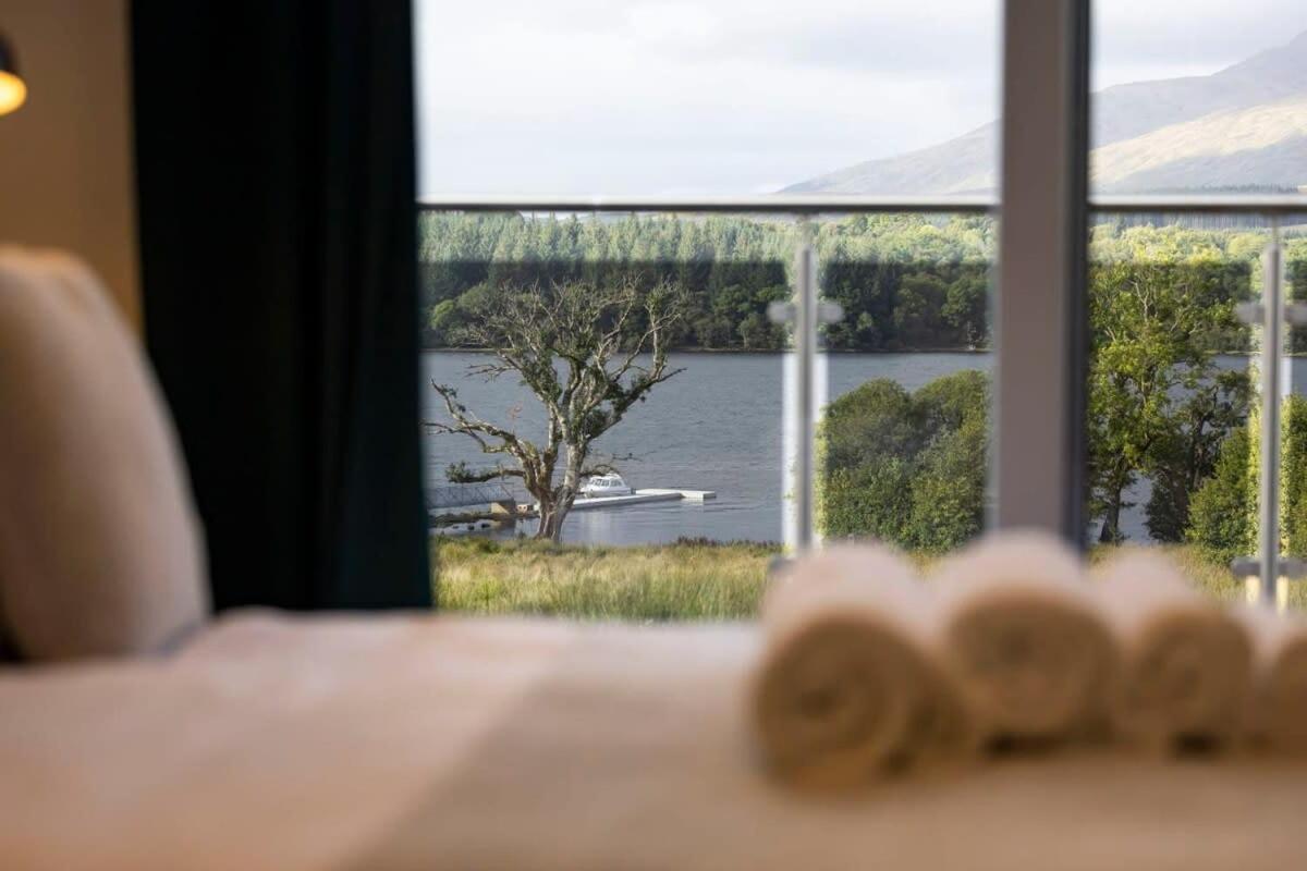 New Build Lodge With Stunning Views Of Loch Awe Hayfield  Exteriör bild